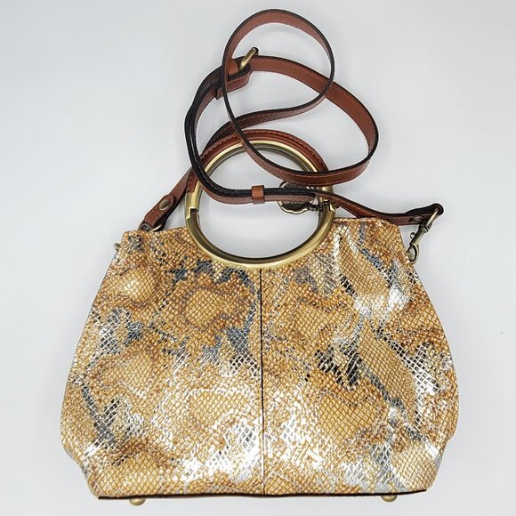 Women's Aria Shopper Metallic Spring Python - Picture 10 of 15